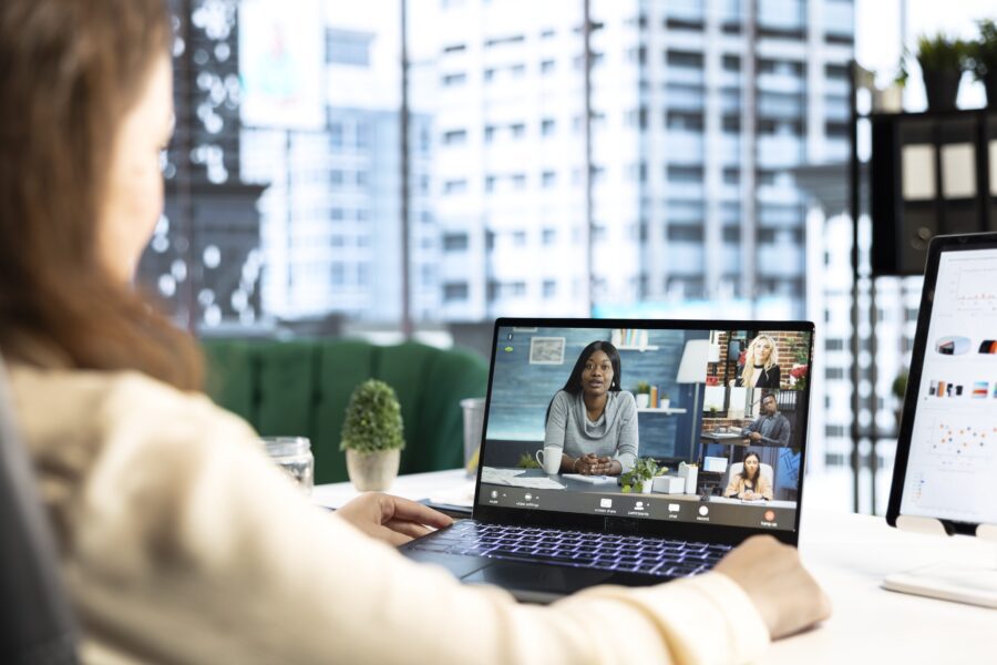 Webinar: por que participar é essencial para sua construção profissional